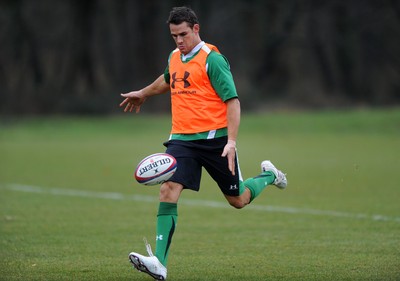 04.02.10 - Wales Rugby Training -  Lee Byrne during training. 