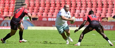 031026 - 10bet Lions v Ospreys - United Rugby Championship - Rhys Henry of Ospreys with the ball