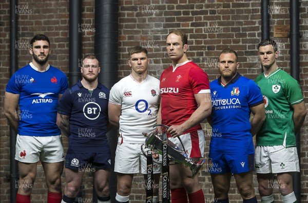 220120 - 2020 Guinness Six Nations Launch - Charles Ollivon of France, Stuart Hogg of Scotland, Owen Farrell of England, Alun Wyn Jones of Wales, Luca Bigi of Italy and Jonathan Sexton of Ireland during the 2020 Guinness Six Nations Launch at Tobacco Dock, London