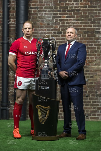 220120 - 2020 Guinness Six Nations Launch - Wales Captain Alun Wyn Jones with Coach Wayne Pivac during the 2020 Guinness Six Nations Launch at Tobacco Dock, London