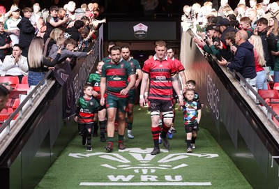 190426 - Aberavon Quins v Clwb Rygbi Cymry Caerdydd, Mens Division 2 Cup - The teams walk out at the Principality Stadium