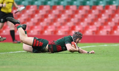 190426 - Aberavon Quins v Clwb Rygbi Cymry Caerdydd, Mens Division 2 Cup - Rhydian Williams of CRCC dives in to score try
