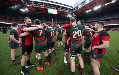 190426 - Aberavon Quins v Clwb Rygbi Cymry Caerdydd, Mens Division 2 Cup - Clwb Rygbi Cymry Caerdydd celebrate the win