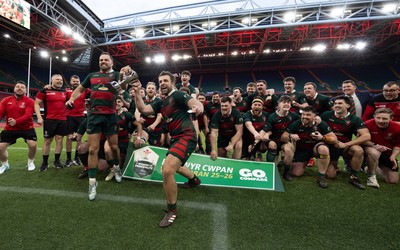 190426 - Aberavon Quins v Clwb Rygbi Cymry Caerdydd, Mens Division 2 Cup - Clwb Rygbi Cymry Caerdydd co captains, Cai Hayes and Harry Moyle lift the trophy with the team