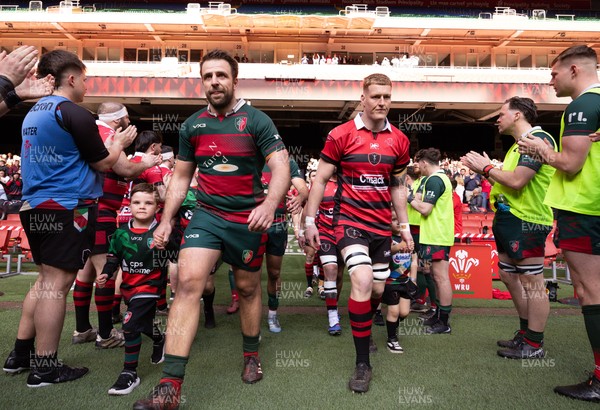 190426 - Aberavon Quins v Clwb Rygbi Cymry Caerdydd, Mens Division 2 Cup - The teams run out at the Principality Stadium