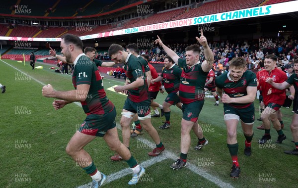 190426 - Aberavon Quins v Clwb Rygbi Cymry Caerdydd, Mens Division 2 Cup - Clwb Rygbi Cymry Caerdydd celebrate the win