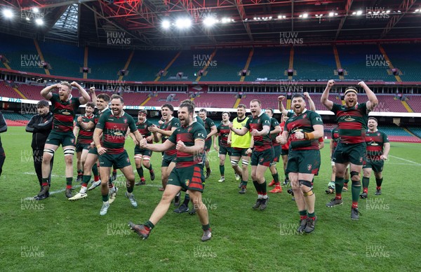 190426 - Aberavon Quins v Clwb Rygbi Cymry Caerdydd, Mens Division 2 Cup - Clwb Rygbi Cymry Caerdydd celebrate the win