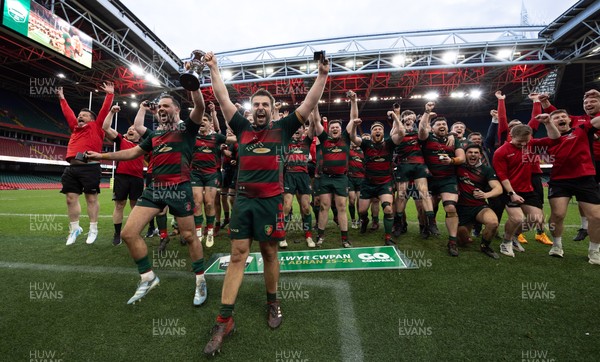 190426 - Aberavon Quins v Clwb Rygbi Cymry Caerdydd, Mens Division 2 Cup - Clwb Rygbi Cymry Caerdydd co captains, Cai Hayes and Harry Moyle lift the trophy with the team