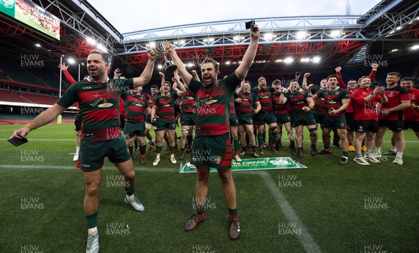 190426 - Aberavon Quins v Clwb Rygbi Cymry Caerdydd, Mens Division 2 Cup - Clwb Rygbi Cymry Caerdydd co captains, Cai Hayes and Harry Moyle lift the trophy with the team