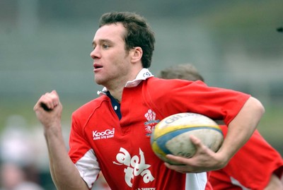 030104 - Aberavon v Llanelli Llanelli's Mark Jones runs in to score try  