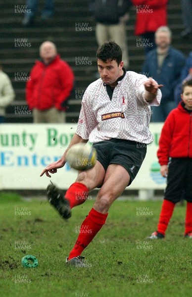 030104 - Aberavon v Llanelli Aberavon's Jamie Davies kicks for goal  