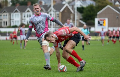 081016 - Aberavon v Llanelli - Principality Premiership - Ioan Nicholas of Llanelli runs in to score a try