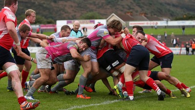 081016 - Aberavon v Llanelli - Principality Premiership - Chris Davies of Aberavon pushes over to score a try