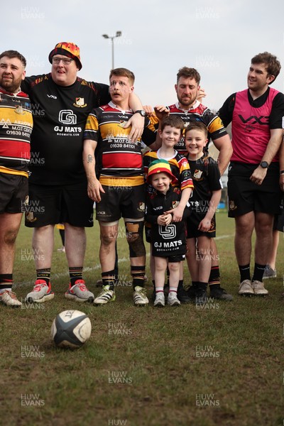 210326 - Abercrave v Dowlais - WRU Division One Semi Final - Abercrave team huddle