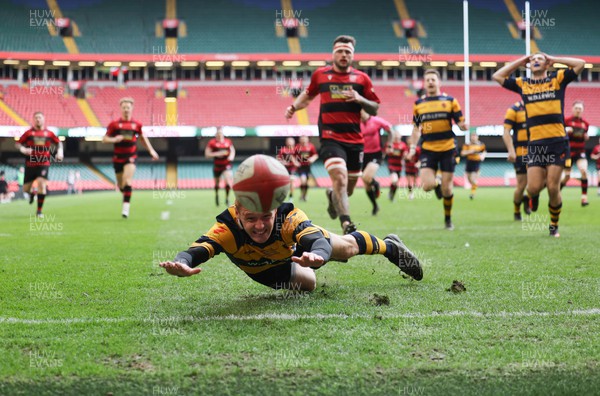080423 - Aberdare v Morriston, WRU National Division 2 Cup Final - Ben Miller of Aberdare just fails to ground the ball before it goes out of play