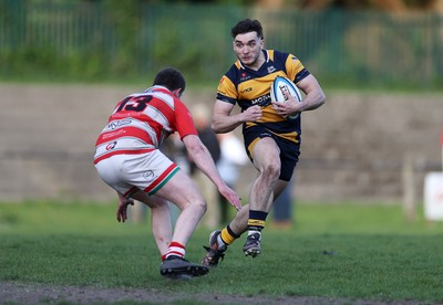 010526 - Aberdare v Ynysybwl - Mel Davies Cup Final - 