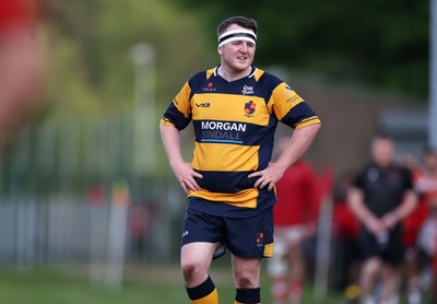 010526 - Aberdare v Ynysybwl - Mel Davies Cup Final - 