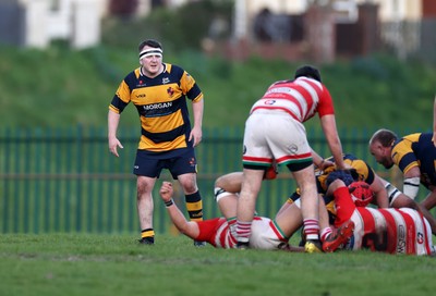 010526 - Aberdare v Ynysybwl - Mel Davies Cup Final - 