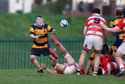 010526 - Aberdare v Ynysybwl - Mel Davies Cup Final - 