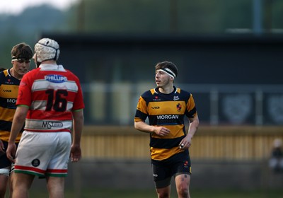 010526 - Aberdare v Ynysybwl - Mel Davies Cup Final - 