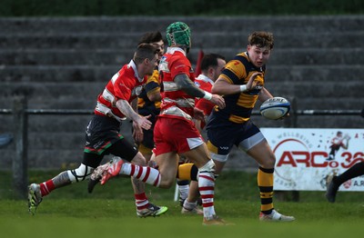 010526 - Aberdare v Ynysybwl - Mel Davies Cup Final - 