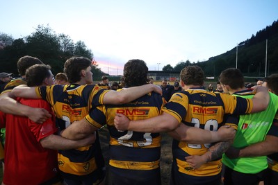 010526 - Aberdare v Ynysybwl - Mel Davies Cup Final - 