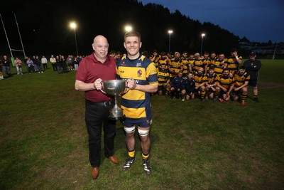 010526 - Aberdare v Ynysybwl - Mel Davies Cup Final - 