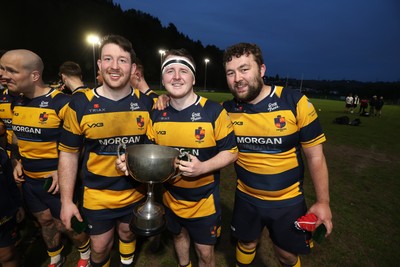010526 - Aberdare v Ynysybwl - Mel Davies Cup Final - 