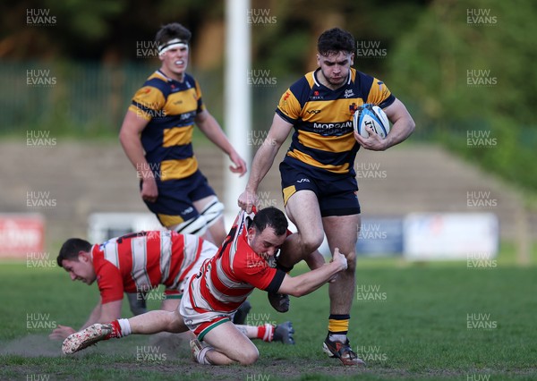 010526 - Aberdare v Ynysybwl - Mel Davies Cup Final - 