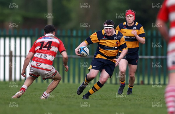 010526 - Aberdare v Ynysybwl - Mel Davies Cup Final - 
