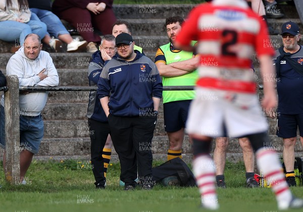 010526 - Aberdare v Ynysybwl - Mel Davies Cup Final - 