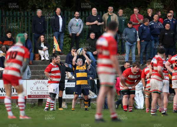 010526 - Aberdare v Ynysybwl - Mel Davies Cup Final - 