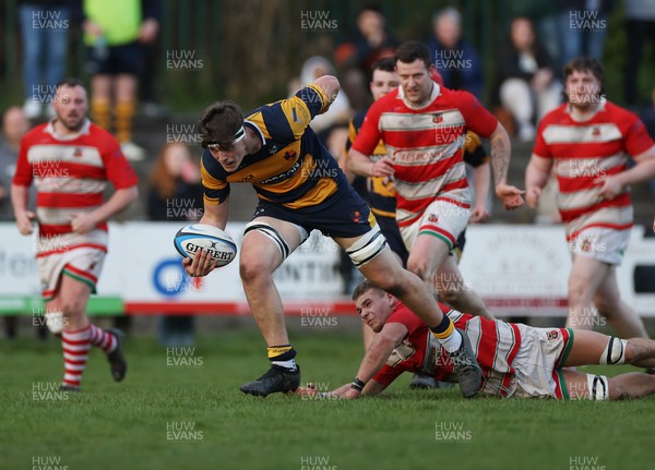 010526 - Aberdare v Ynysybwl - Mel Davies Cup Final - 