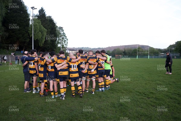 010526 - Aberdare v Ynysybwl - Mel Davies Cup Final - 