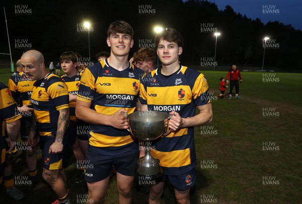 010526 - Aberdare v Ynysybwl - Mel Davies Cup Final - 