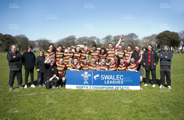 270413 - Abergele v Denbigh, SWALEC League 2 North -Denbigh RFC celebrate winning the Swalec League 2 North 