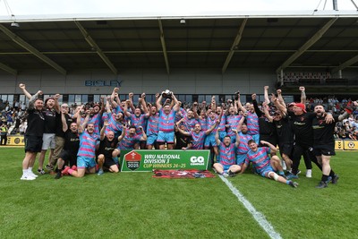110525 - Aberteifi RFC v Newport Saracens - Mens Division 3 Cup Final - Newport Saracens celebrate lifting the trophy at full time