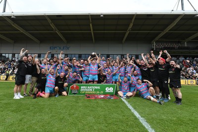 110525 - Aberteifi RFC v Newport Saracens - Mens Division 3 Cup Final - Newport Saracens celebrate lifting the trophy at full time