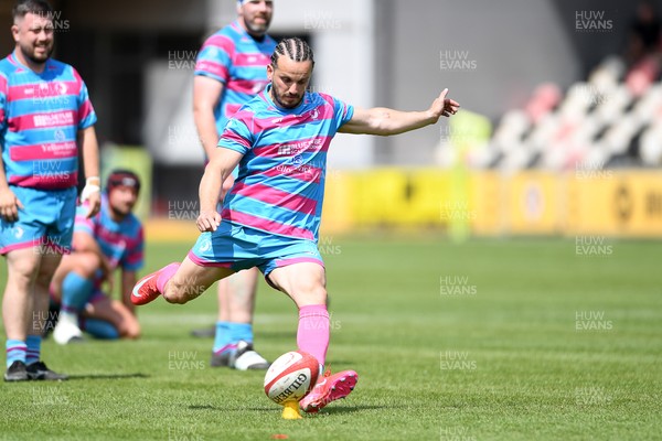 110525 - Aberteifi RFC v Newport Saracens - Mens Division 3 Cup Final - James Raymond of Newport Saracens kicks a penalty
