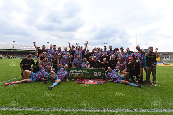 110525 - Aberteifi RFC v Newport Saracens - Mens Division 3 Cup Final - Newport Saracens celebrate lifting the trophy at full time