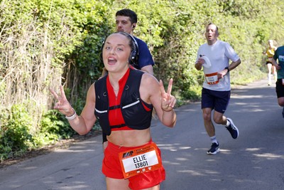 190426 - ABP Newport Marathon - International Sports Village Photo by Andrew Higgins