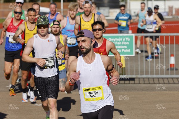 190426 - ABP Newport Marathon - International Sports Village Photo by Andrew Higgins