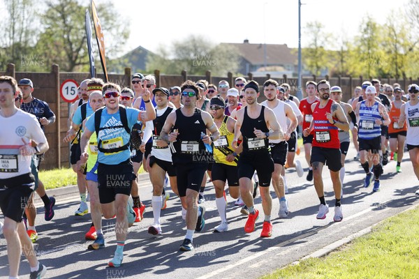190426 - ABP Newport Marathon - International Sports Village Photo by Andrew Higgins