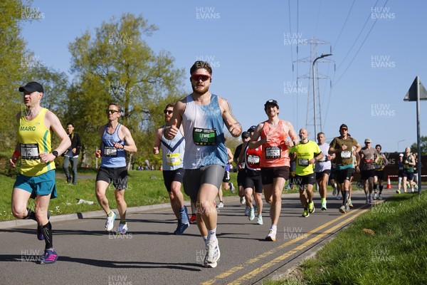 190426 - ABP Newport Marathon - International Sports Village Photo by Andrew Higgins
