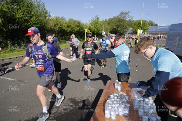 190426 - ABP Newport Marathon - International Sports Village Photo by Andrew Higgins