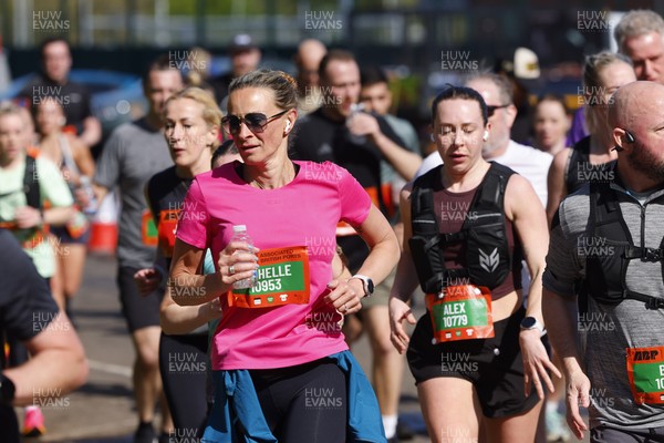 190426 - ABP Newport Marathon - International Sports Village Photo by Andrew Higgins