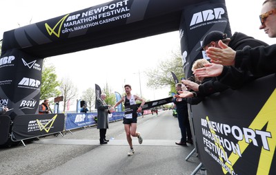 280424 - ABP Newport Marathon Festival - Dan Osbourne-Nash comes home to win the ABP Newport Marathon 