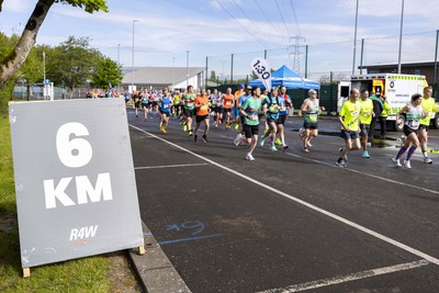 280424 - ABP Newport Marathon - Newport International Sports Village - 6km mark