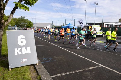 280424 - ABP Newport Marathon - Newport International Sports Village - 6km mark