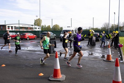 280424 - ABP Newport Marathon - Newport International Sports Village - Band playing to runners